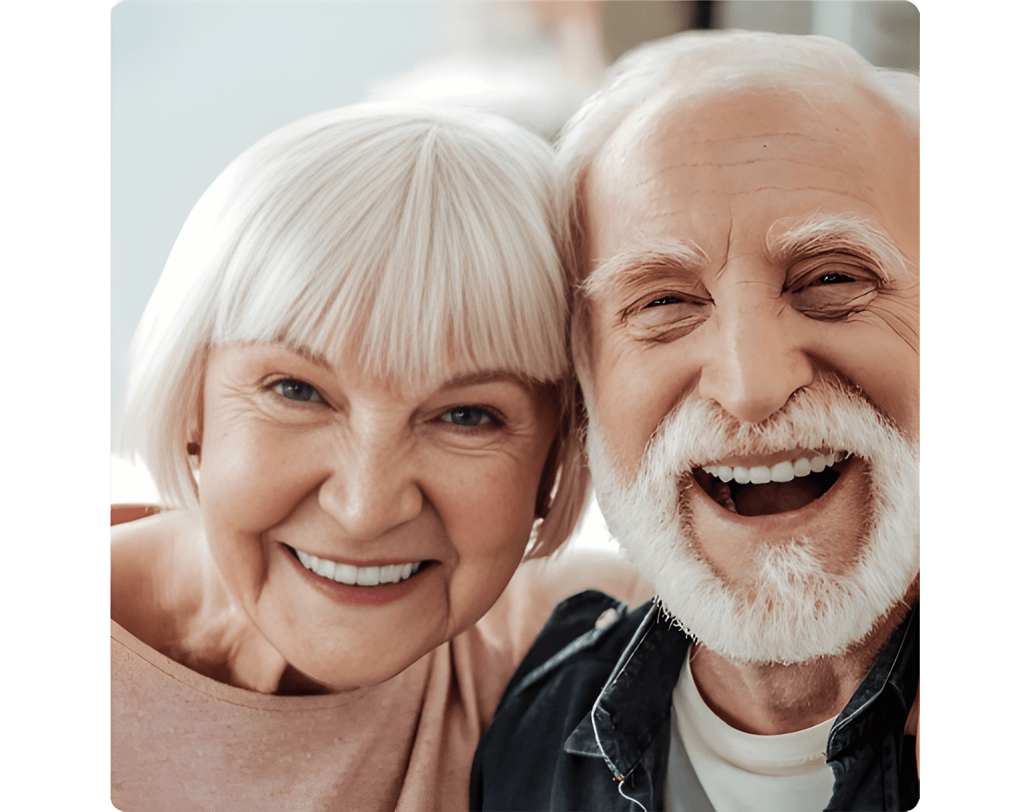 elder-couple-smiling